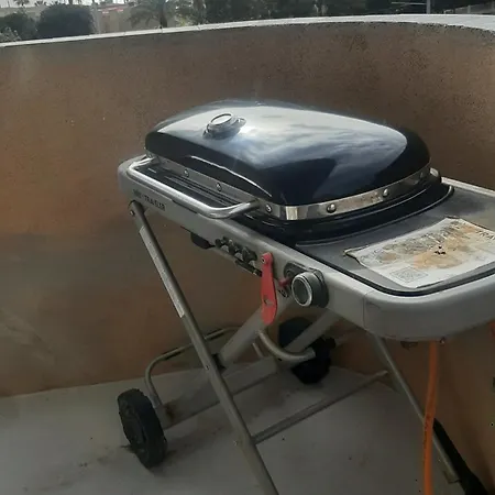 Departamento De Categoría En Playa San Juan, Con Vistas Al Mar Y A Metros De La Playa
