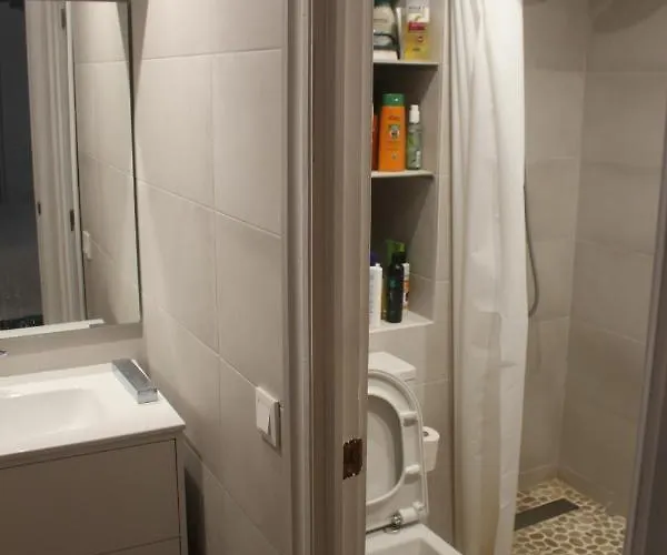 Departamento De Categoría En Playa San Juan, Con Vistas Al Mar Y A Metros De La Playa Apartamento
