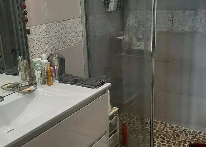 Apartamento Departamento De Categoría En Playa San Juan, Con Vistas Al Mar Y A Metros De La Playa